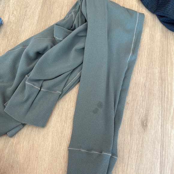 Blue Skims Ribbed Leggings - Picture 6 of 6